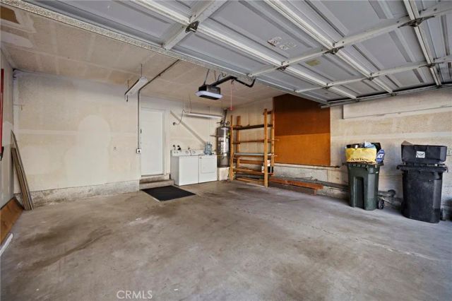 921 Creekside Dr, Fullerton, CA 92833