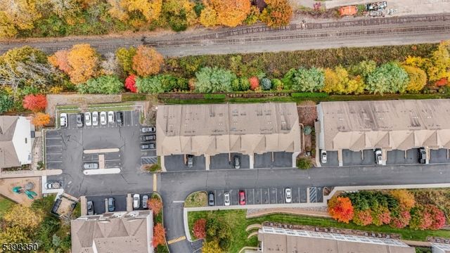 41 Conover Ter, Lebanon Boro, NJ 08833