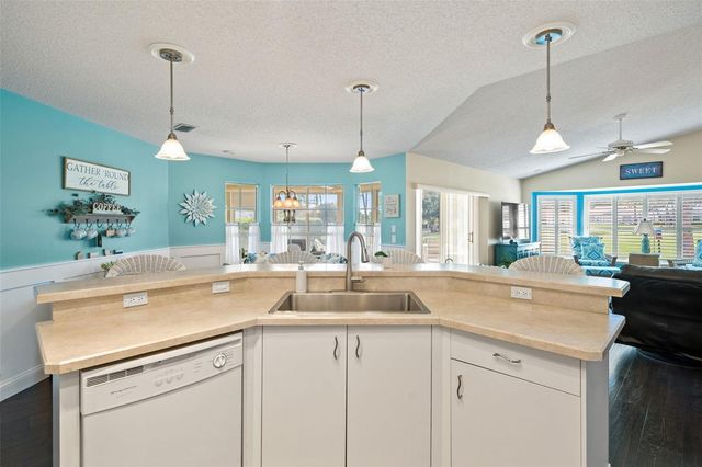 2323 GRANDFATHER MOUNTAIN, Spring Hill, FL 34606