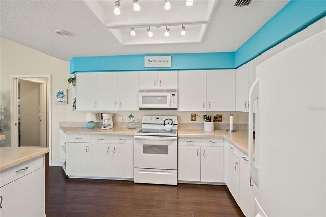 2323 GRANDFATHER MOUNTAIN, Spring Hill, FL 34606