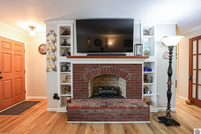 481 W Vaughn Rd, Mayfield, KY 42066