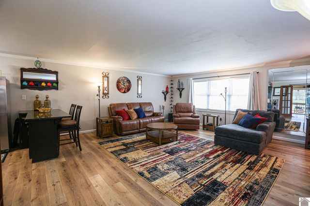 481 W Vaughn Rd, Mayfield, KY 42066