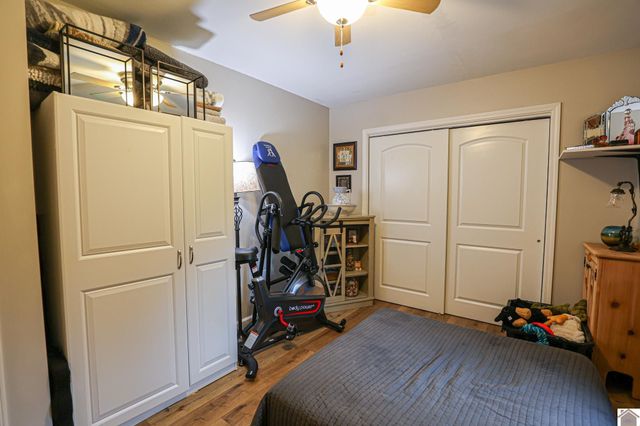 481 W Vaughn Rd, Mayfield, KY 42066