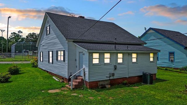 15 Aragon Road, Aragon, GA 30104