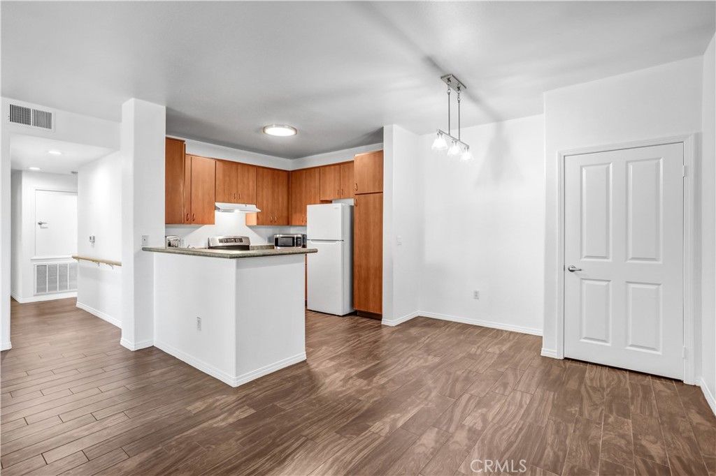 825 Francesca Drive 103, Walnut, CA 91789 — photo 4