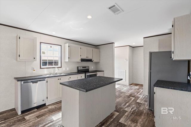 21601 Westside Loop, Silverhill, AL 36576