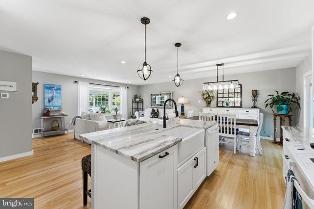 7221 GALGATE DR, Springfield, VA 22153