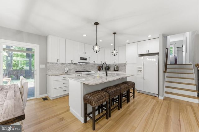 7221 GALGATE DR, Springfield, VA 22153