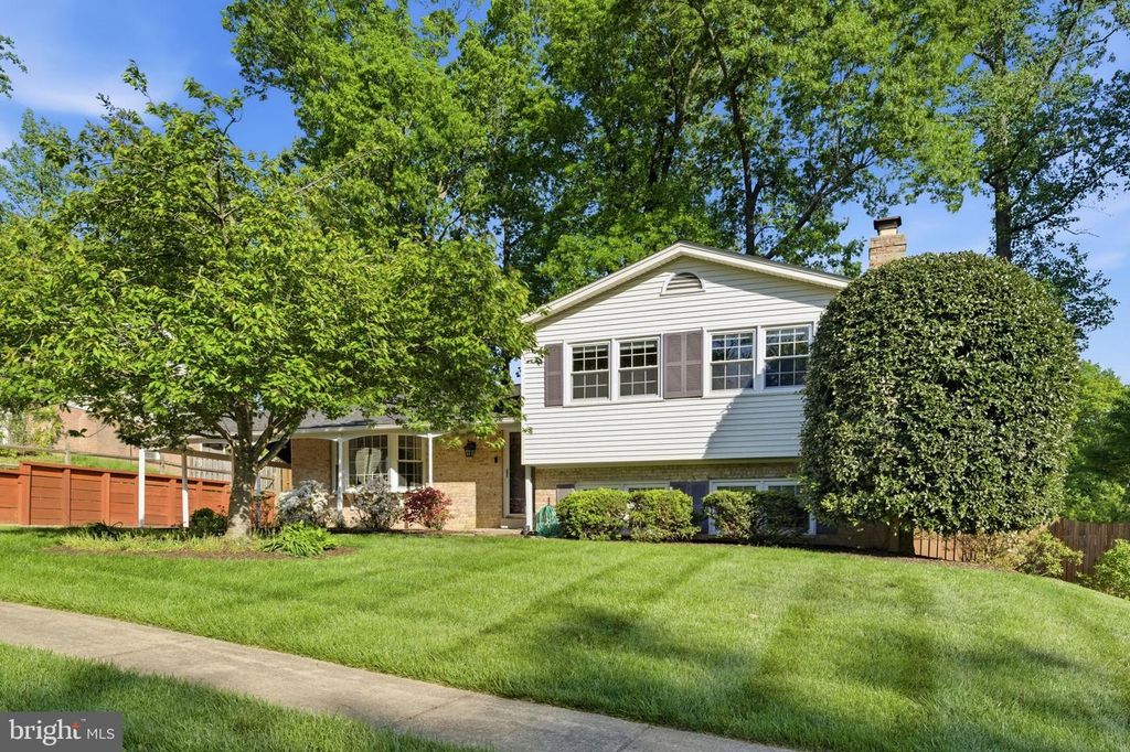 7221 GALGATE DR, Springfield, VA 22153