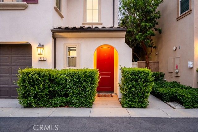 210 Desert Bloom, Irvine, CA 92618
