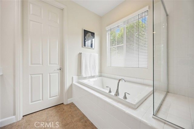 210 Desert Bloom, Irvine, CA 92618