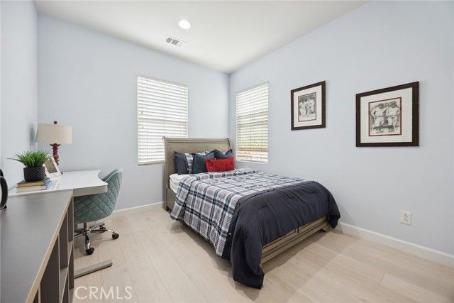 210 Desert Bloom, Irvine, CA 92618