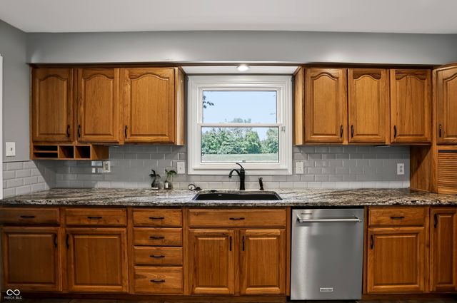 11620 Marlin Road, Indianapolis, IN 46239