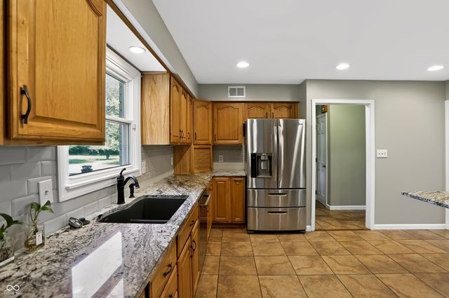 11620 Marlin Road, Indianapolis, IN 46239