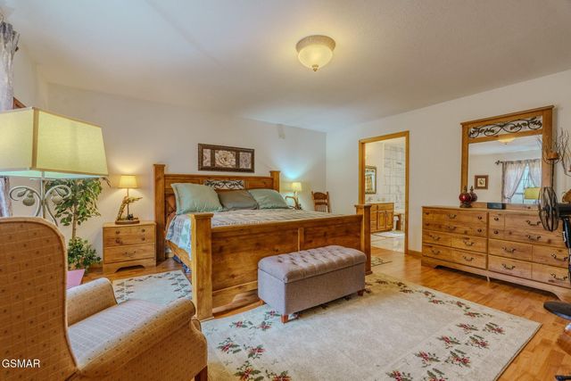 224 Lenz Drive, Kodak, TN 37764