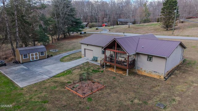 224 Lenz Drive, Kodak, TN 37764