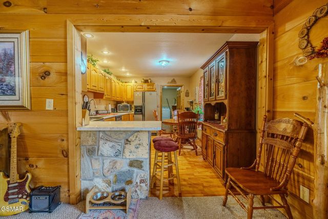 224 Lenz Drive, Kodak, TN 37764