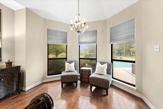 1019 Towering Oaks Street, Magnolia, TX 77355