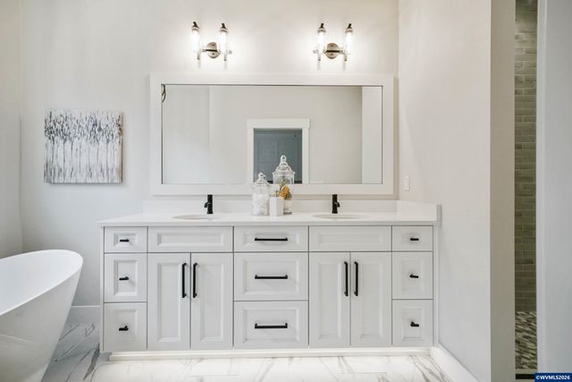 747 Emily Grace Ln SE, Salem, OR 97306