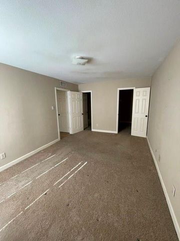 5550 N Braeswood Boulevard 100, Houston, TX 77096