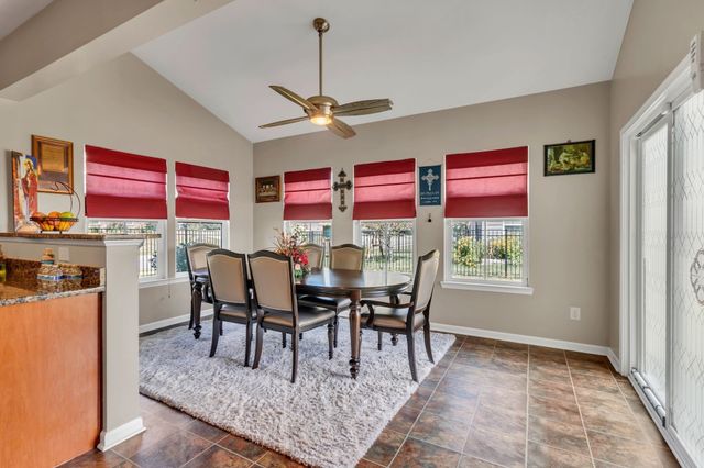 1001 Harwell Ln, Murfreesboro, TN 37128