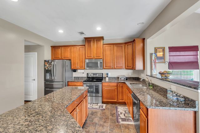 1001 Harwell Ln, Murfreesboro, TN 37128