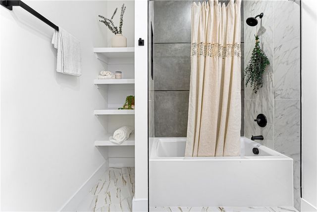 2925 Old Greenville Highway, Central, SC 29630