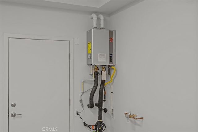 155 Somera, Irvine, CA 92602