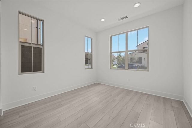 155 Somera, Irvine, CA 92602