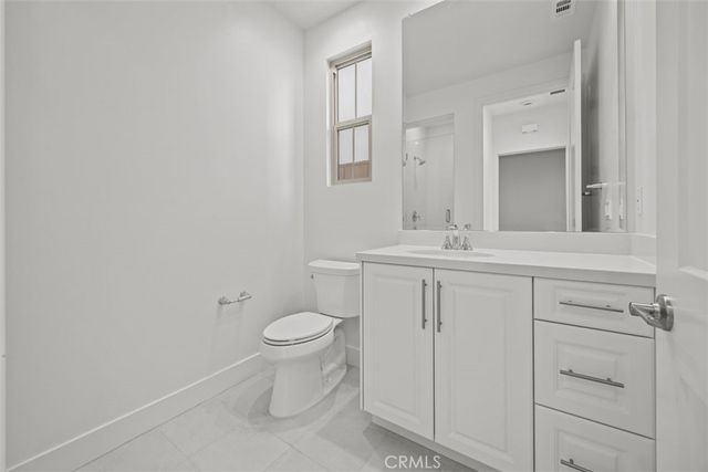 155 Somera, Irvine, CA 92602