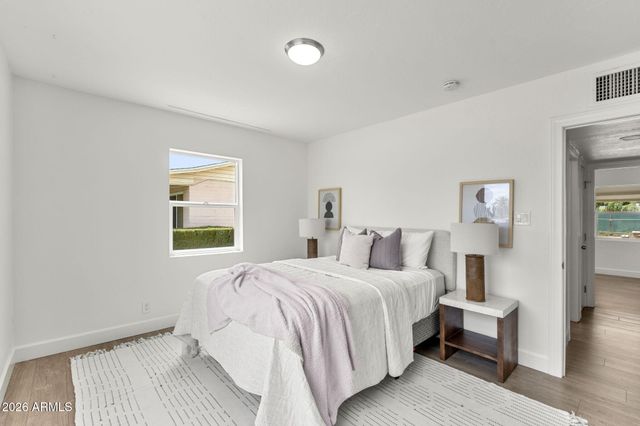 2510 E FAIRMOUNT Avenue, Phoenix, AZ 85016