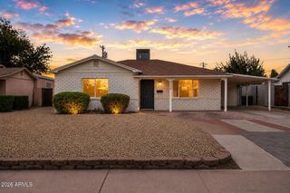 2510 E FAIRMOUNT Avenue, Phoenix, AZ 85016