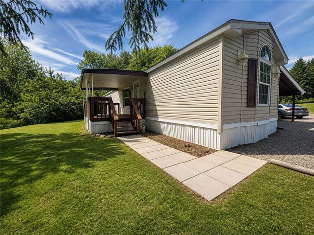 1 Kelly Dr, South Beaver Twp, PA 15010