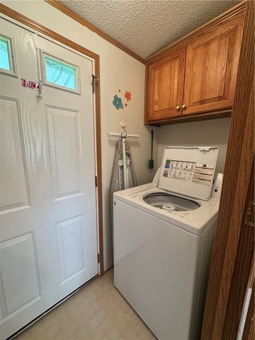 1 Kelly Dr, South Beaver Twp, PA 15010