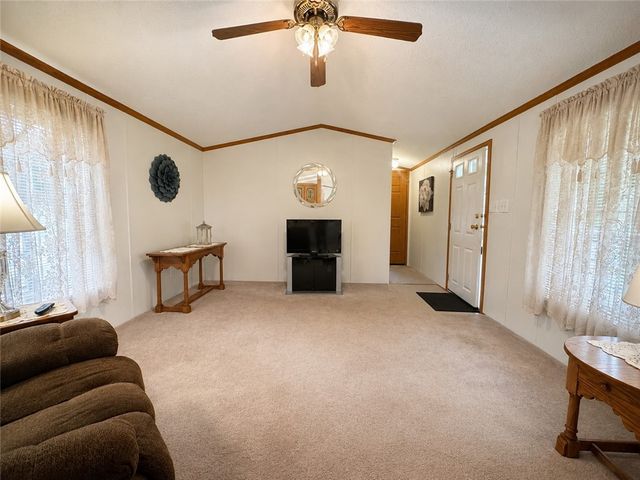1 Kelly Dr, South Beaver Twp, PA 15010
