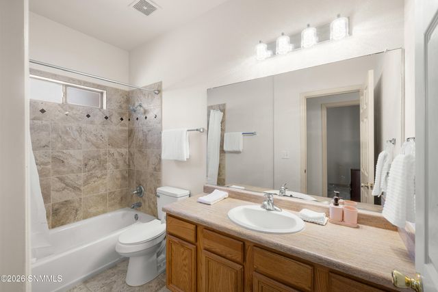 2902 Quasar Drive, Las Cruces, NM 88011