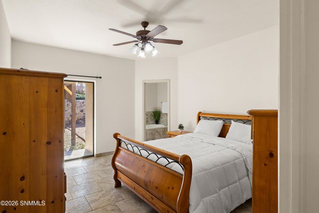 2902 Quasar Drive, Las Cruces, NM 88011