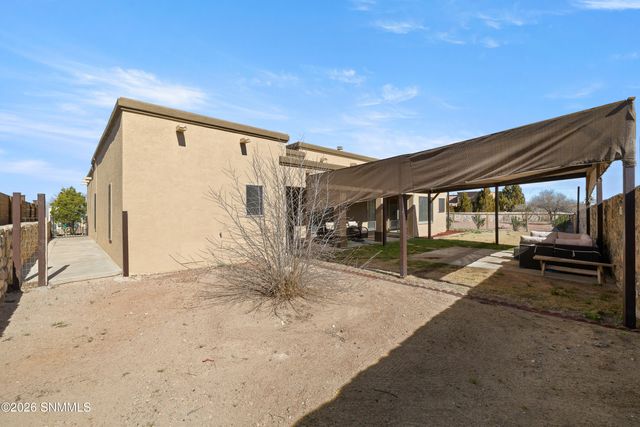 2902 Quasar Drive, Las Cruces, NM 88011