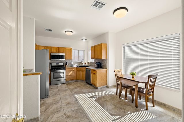 2902 Quasar Drive, Las Cruces, NM 88011