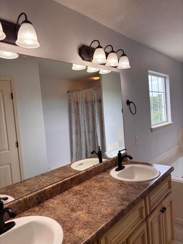 848 S Black Sands Avenue, Nixa, MO 65714