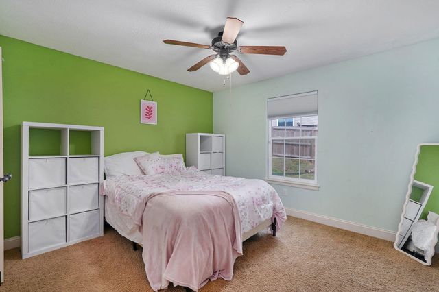 848 S Black Sands Avenue, Nixa, MO 65714