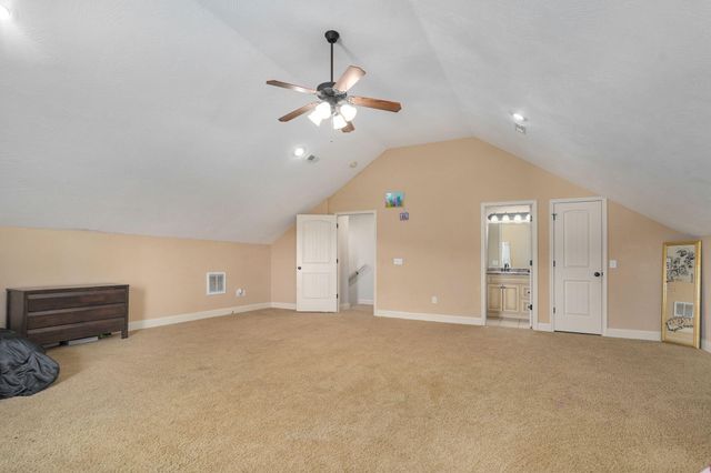 848 S Black Sands Avenue, Nixa, MO 65714