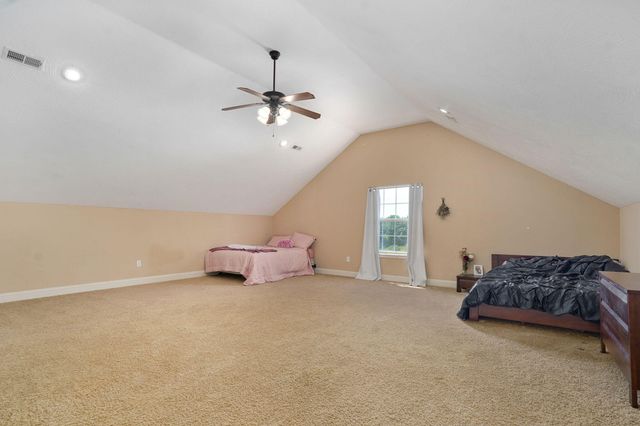 848 S Black Sands Avenue, Nixa, MO 65714