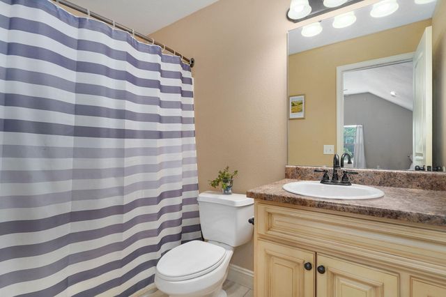 848 S Black Sands Avenue, Nixa, MO 65714