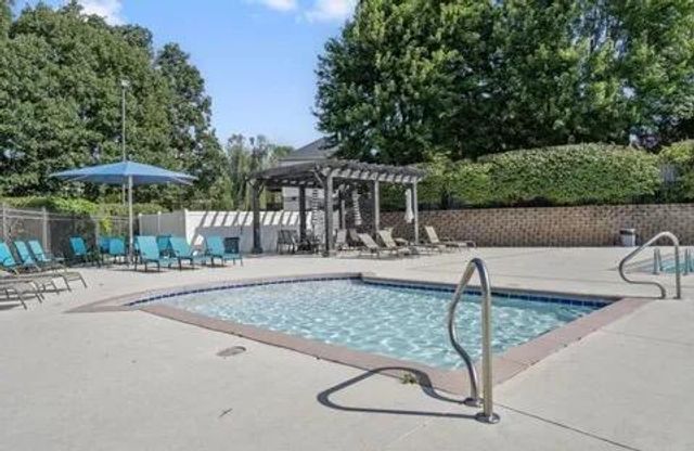 848 S Black Sands Avenue, Nixa, MO 65714