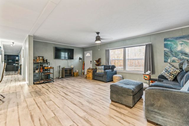 616 Highway 57 N, Little River, SC 29566