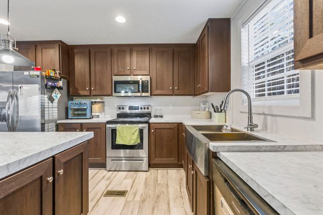 616 Highway 57 N, Little River, SC 29566