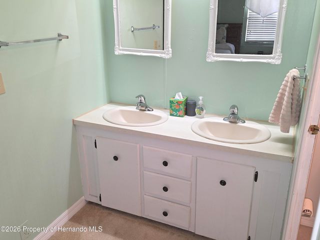 15682 Brookridge Boulevard, Brooksville, FL 34613