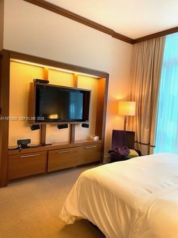 6801 Collins Ave 209, Miami Beach, FL 33141