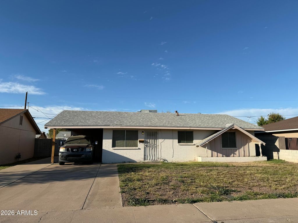 6124 W KEIM Drive, Glendale, AZ 85301